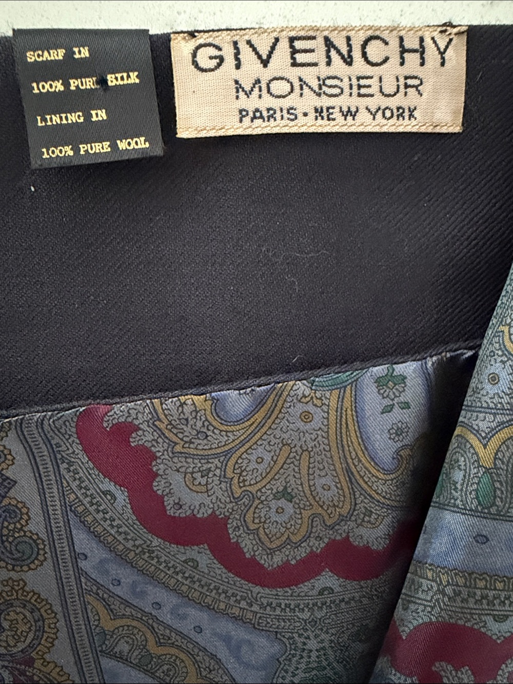 Givenchy Men’s Gray Scarf Silk/Wool with dark Red Paisley Motif